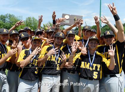 Thumbnail 1 in Amity Regional vs. Staples (CIAC Class LL Final) photogallery.