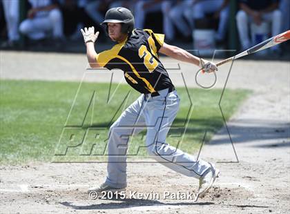 Thumbnail 3 in Amity Regional vs. Staples (CIAC Class LL Final) photogallery.