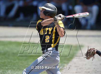 Thumbnail 2 in Amity Regional vs. Staples (CIAC Class LL Final) photogallery.