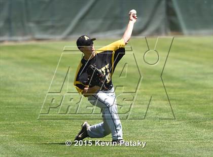 Thumbnail 3 in Amity Regional vs. Staples (CIAC Class LL Final) photogallery.