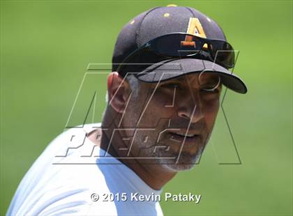Thumbnail 1 in Amity Regional vs. Staples (CIAC Class LL Final) photogallery.