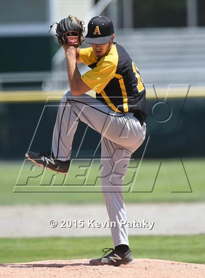 Thumbnail 2 in Amity Regional vs. Staples (CIAC Class LL Final) photogallery.