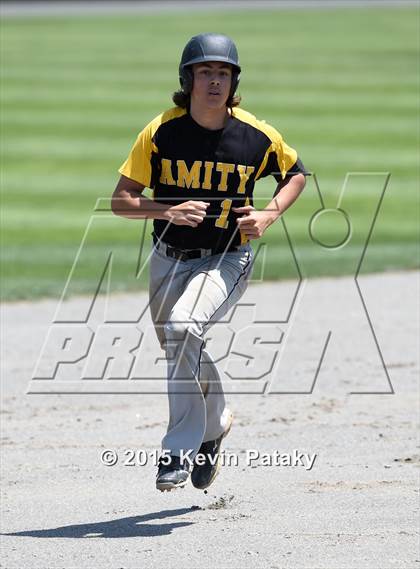 Thumbnail 1 in Amity Regional vs. Staples (CIAC Class LL Final) photogallery.