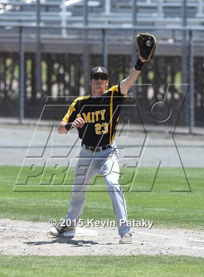 Thumbnail 3 in Amity Regional vs. Staples (CIAC Class LL Final) photogallery.