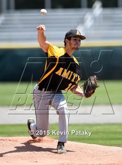 Thumbnail 3 in Amity Regional vs. Staples (CIAC Class LL Final) photogallery.