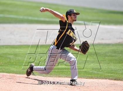 Thumbnail 3 in Amity Regional vs. Staples (CIAC Class LL Final) photogallery.