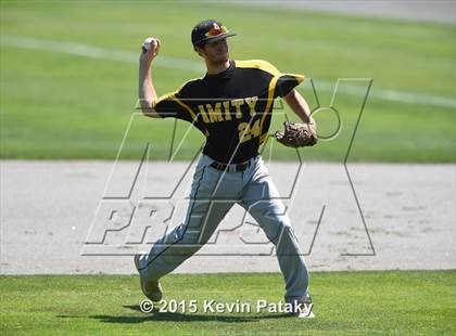 Thumbnail 2 in Amity Regional vs. Staples (CIAC Class LL Final) photogallery.