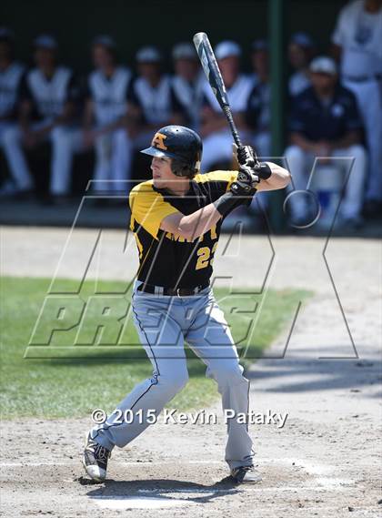 Thumbnail 2 in Amity Regional vs. Staples (CIAC Class LL Final) photogallery.