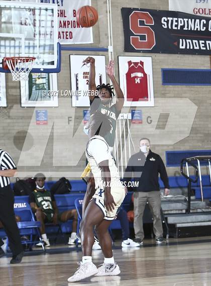 Thumbnail 2 in Xaverian vs Holy Cross (CHSAA Spring Tournament) photogallery.