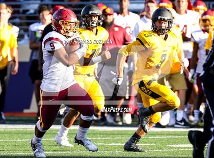 Thumbnail 2 in Lincoln vs O'Dea Emerald (City Kickoff Classic) photogallery.