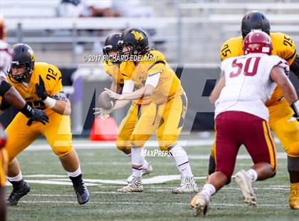 Thumbnail 1 in Lincoln vs O'Dea Emerald (City Kickoff Classic) photogallery.