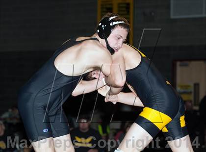 Thumbnail 3 in Sierra Foothill League Tournament (Finals) photogallery.