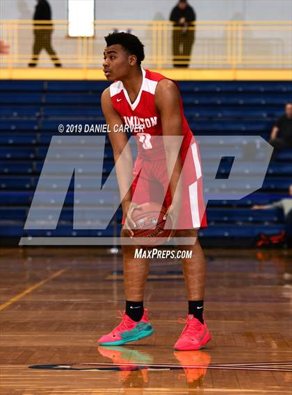 Thumbnail 2 in Tuckahoe vs. Hamilton (Section 1 Class C Final) photogallery.
