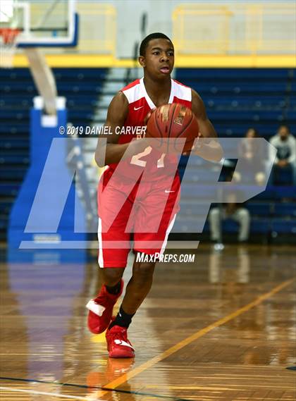 Thumbnail 1 in Tuckahoe vs. Hamilton (Section 1 Class C Final) photogallery.