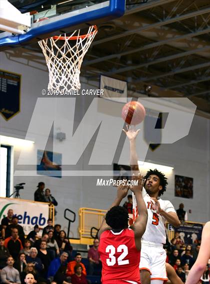 Thumbnail 1 in Tuckahoe vs. Hamilton (Section 1 Class C Final) photogallery.