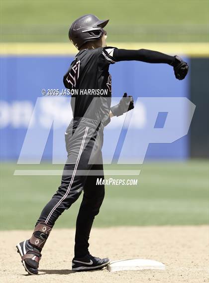 Thumbnail 2 in Texarkana Pleasant Grove vs Corpus Christi Calallen (UIL Baseball 4A D1 Final) photogallery.