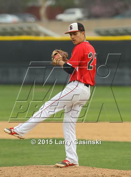 Thumbnail 1 in Rio Mesa @ Saugus photogallery.