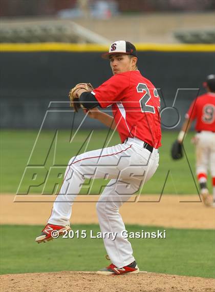 Thumbnail 3 in Rio Mesa @ Saugus photogallery.
