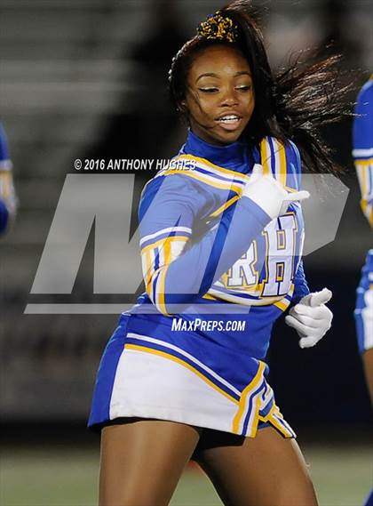 Thumbnail 3 in Lawrence vs. Roosevelt (Section 8 Conference III Semifinal) photogallery.