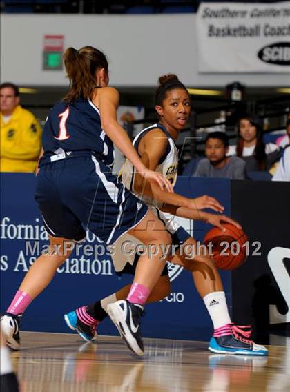 Thumbnail 3 in Campbell Hall vs. Brentwood School (CIF SS D4A Final) photogallery.