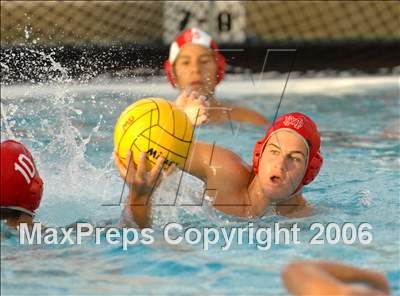 Thumbnail 3 in Garden Grove vs Mater Dei photogallery.