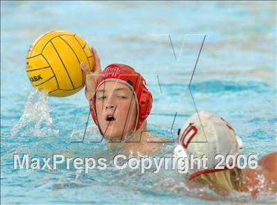 Thumbnail 2 in Garden Grove vs Mater Dei photogallery.