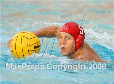 Thumbnail 3 in Garden Grove vs Mater Dei photogallery.
