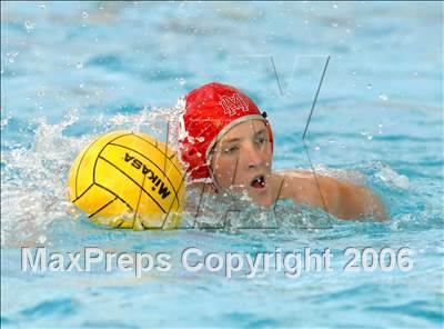 Thumbnail 2 in Garden Grove vs Mater Dei photogallery.
