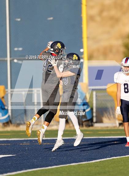 Thumbnail 1 in FR: Millard @ Summit Academy photogallery.