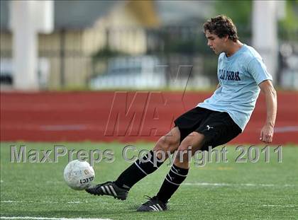 Thumbnail 2 in El Modena @ Villa Park photogallery.