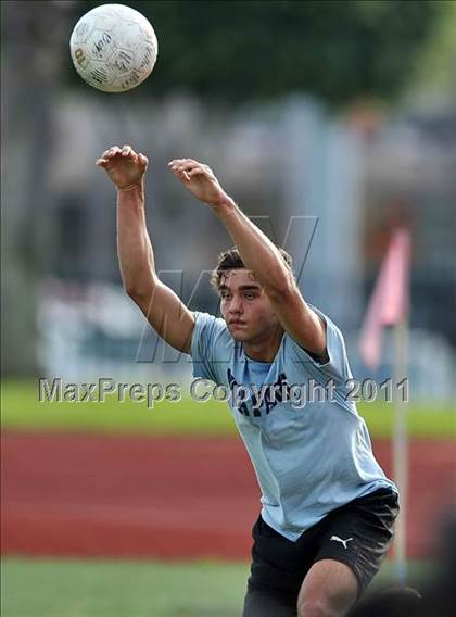 Thumbnail 3 in El Modena @ Villa Park photogallery.