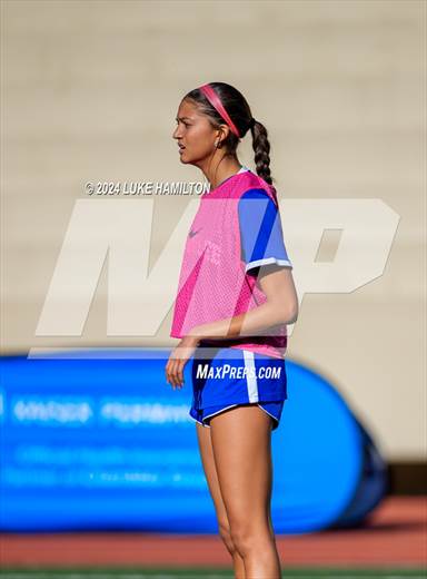 null - Photo 01