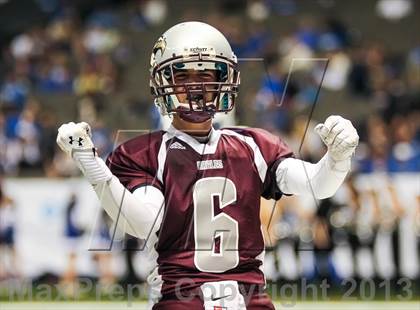 Thumbnail 2 in St. Frederick vs. Vermilion Catholic (LHSAA D4 Final) photogallery.