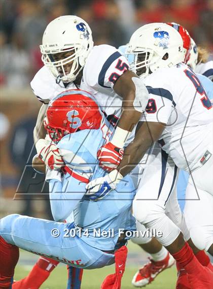 Thumbnail 3 in Skyline vs. Allen (UIL 6A Division I Semifinal) photogallery.