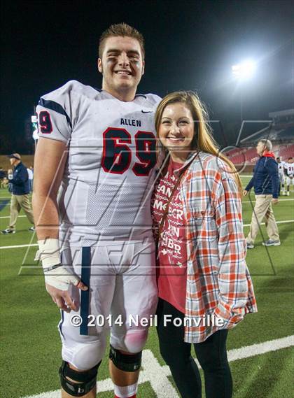Thumbnail 3 in Skyline vs. Allen (UIL 6A Division I Semifinal) photogallery.