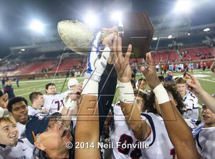 Thumbnail 3 in Skyline vs. Allen (UIL 6A Division I Semifinal) photogallery.