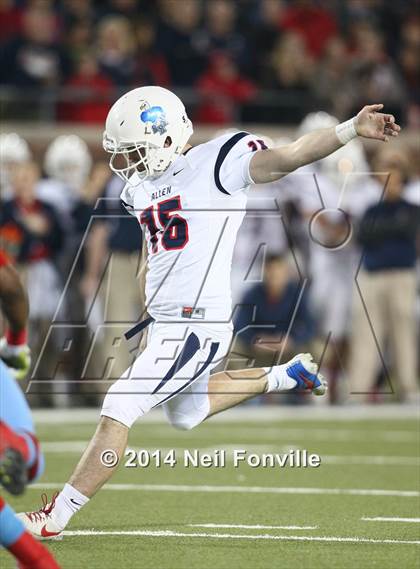Thumbnail 1 in Skyline vs. Allen (UIL 6A Division I Semifinal) photogallery.
