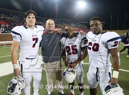 Thumbnail 2 in Skyline vs. Allen (UIL 6A Division I Semifinal) photogallery.