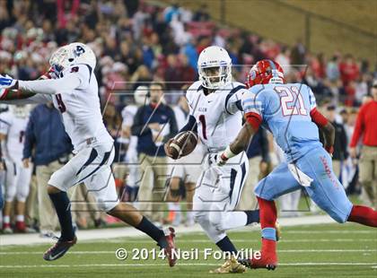 Thumbnail 3 in Skyline vs. Allen (UIL 6A Division I Semifinal) photogallery.