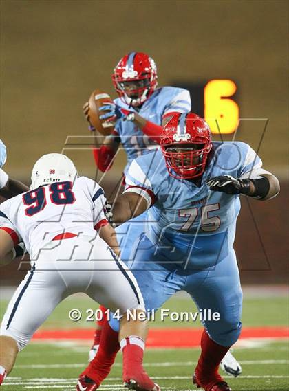 Thumbnail 2 in Skyline vs. Allen (UIL 6A Division I Semifinal) photogallery.