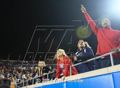 Thumbnail 1 in Skyline vs. Allen (UIL 6A Division I Semifinal) photogallery.