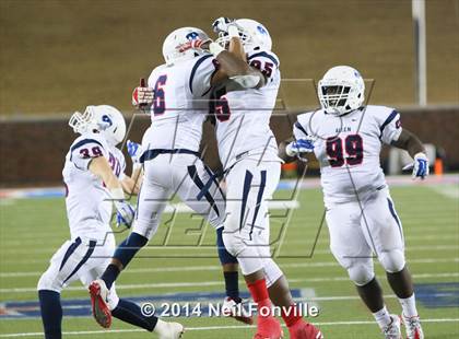 Thumbnail 2 in Skyline vs. Allen (UIL 6A Division I Semifinal) photogallery.