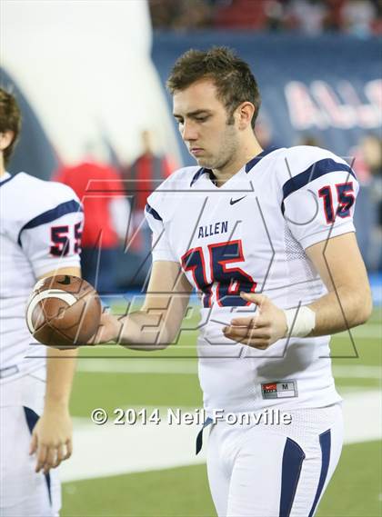 Thumbnail 3 in Skyline vs. Allen (UIL 6A Division I Semifinal) photogallery.