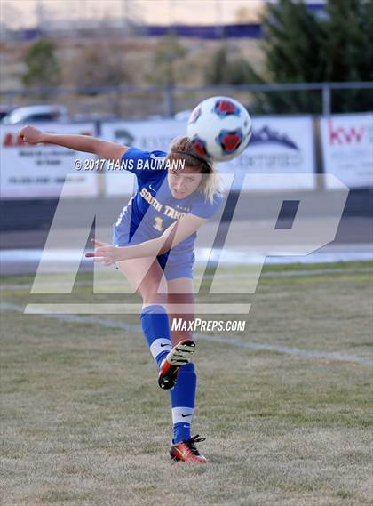 Thumbnail 3 in Sunrise Mountain vs. South Tahoe photogallery.