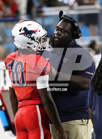 Thumbnail 3 in Providence Day vs. Weddington photogallery.