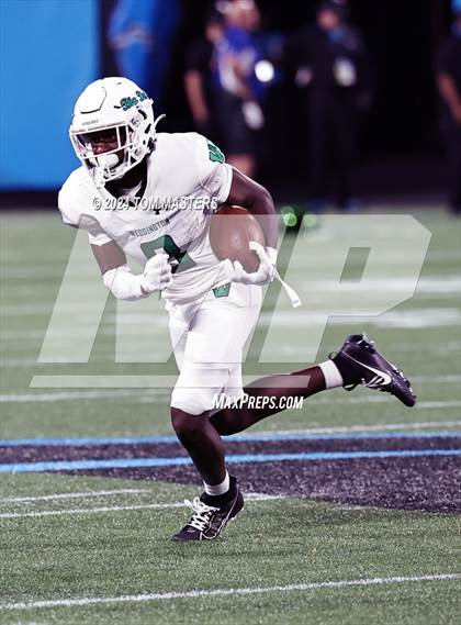 Thumbnail 3 in Providence Day vs. Weddington photogallery.