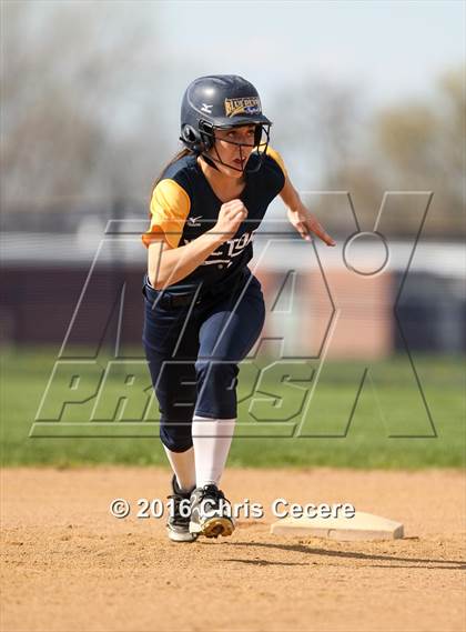 Thumbnail 2 in Victor @ Spencerport photogallery.