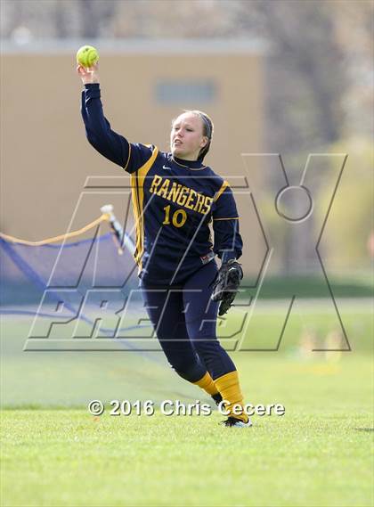 Thumbnail 1 in Victor @ Spencerport photogallery.