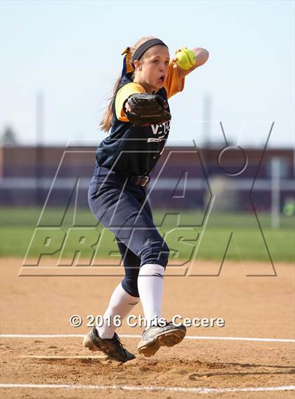 Thumbnail 2 in Victor @ Spencerport photogallery.