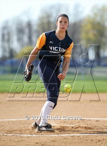 Thumbnail 2 in Victor @ Spencerport photogallery.